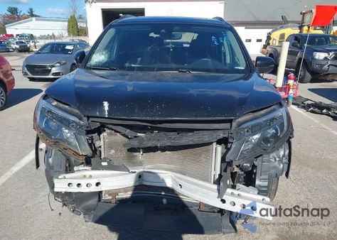 2021 Honda Pilot Awd Special Edition z USA, uszkodzony, nr VIN 5FNYF6H20MB044467